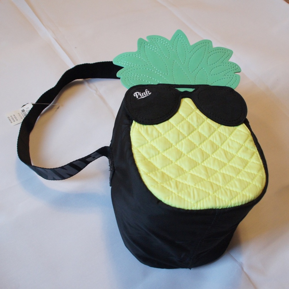 NWT PINK pineapple cooler/lunchbox